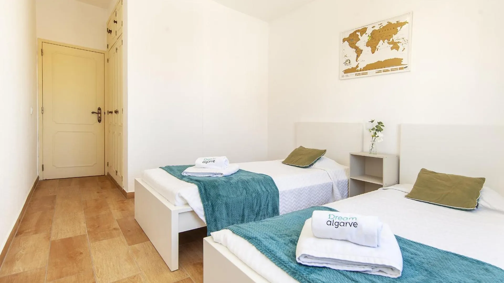 B69 - Village Of Luz Apartment