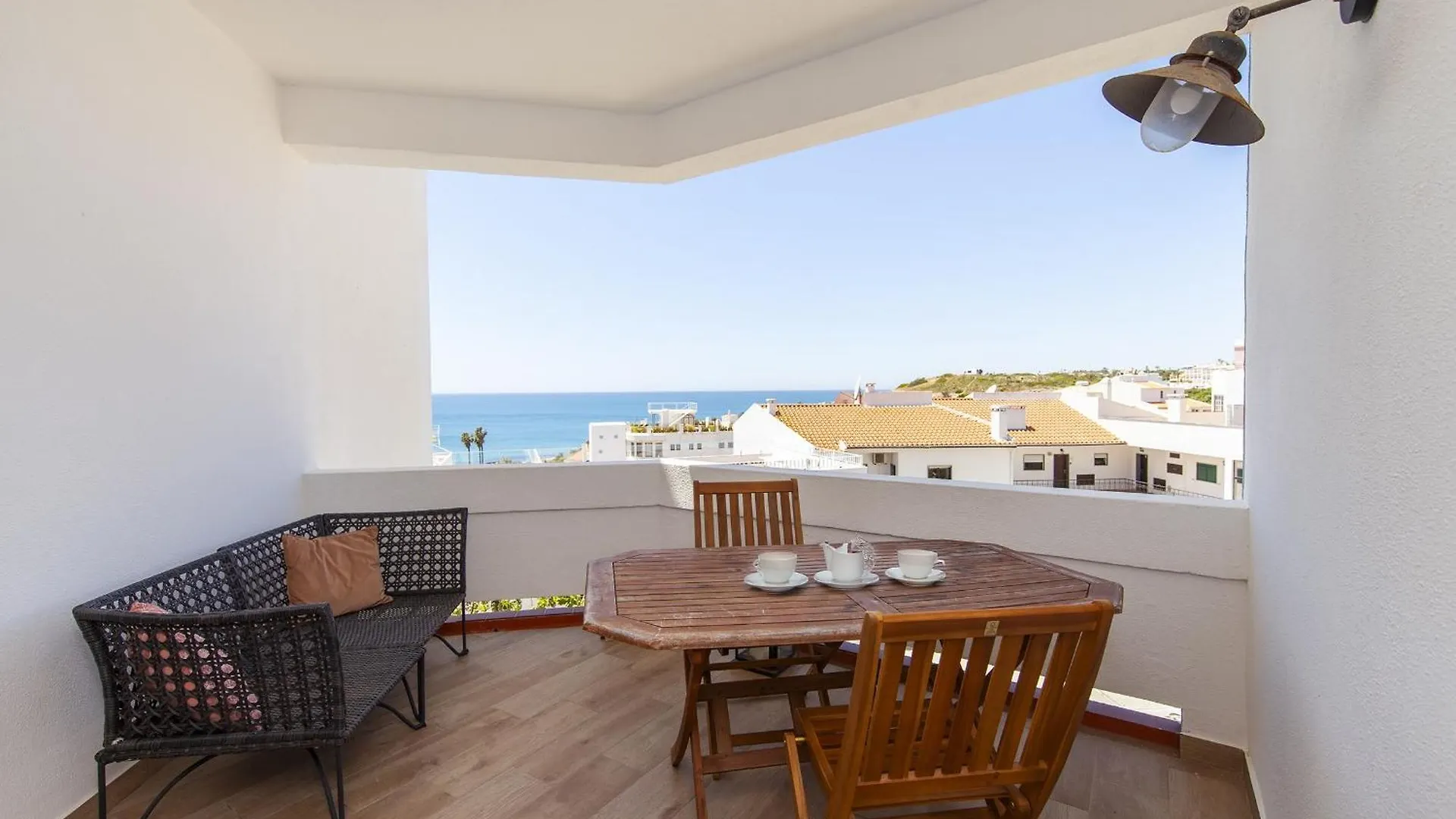 B69 - Village Of Luz Apartment