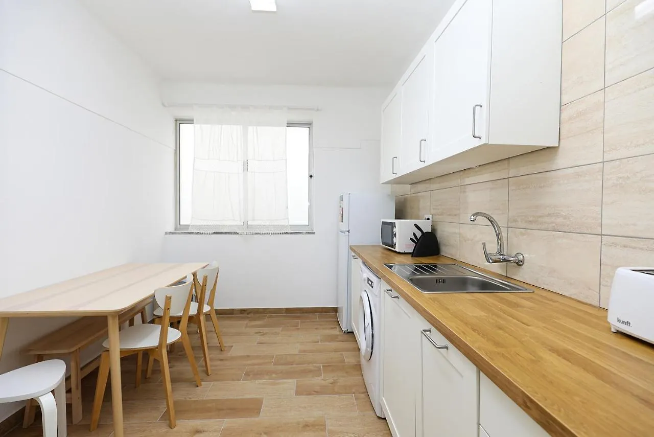 B69 - Village Of Luz Apartment 0*,